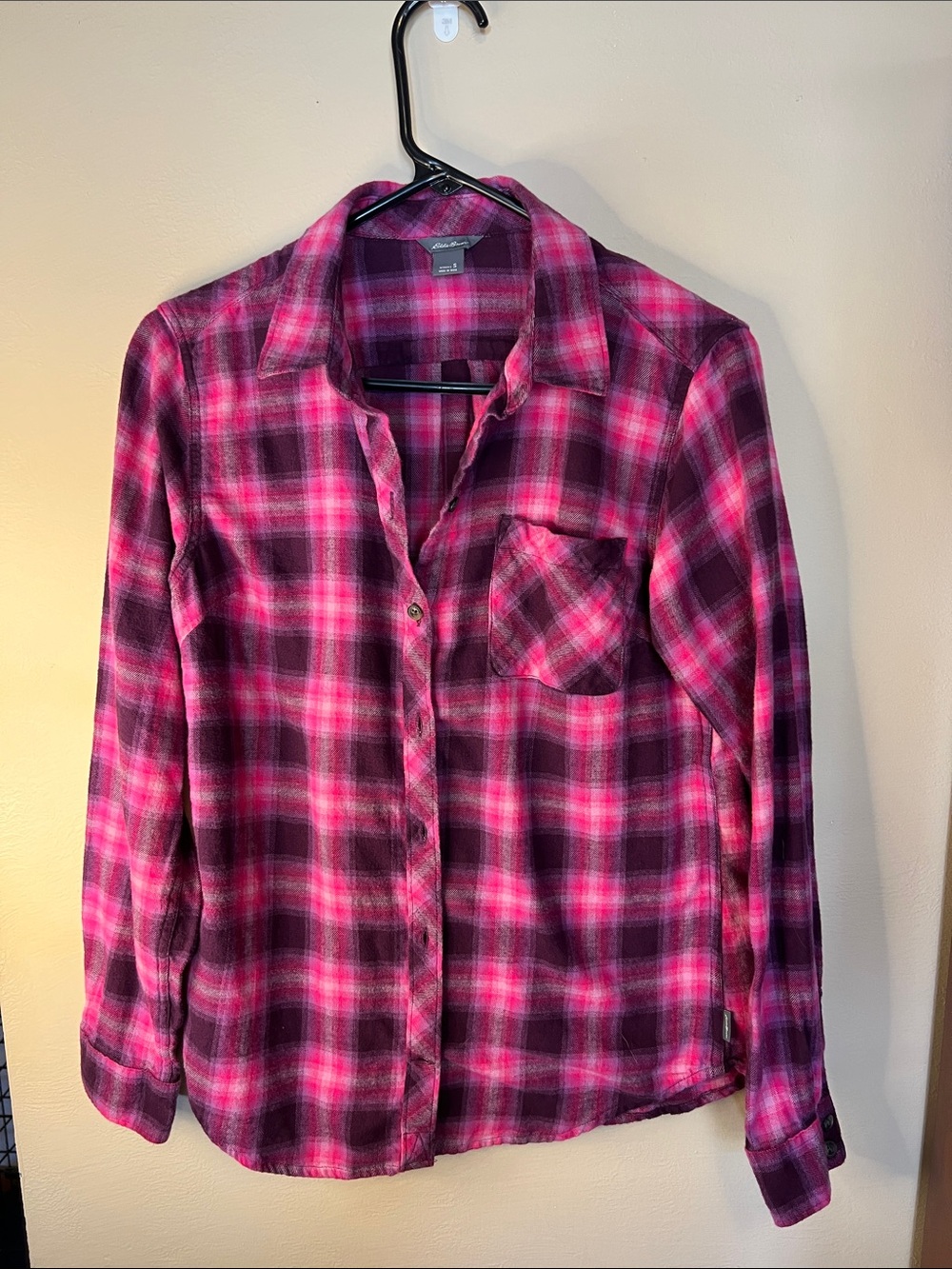 Eddie Bauer - Pink Plaid Flannel Size Small
